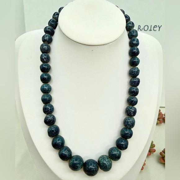 Vintage Blue Sponge Coral Graduated Necklace 16” Barrel Clasp 53.6g - Picture 10 of 17